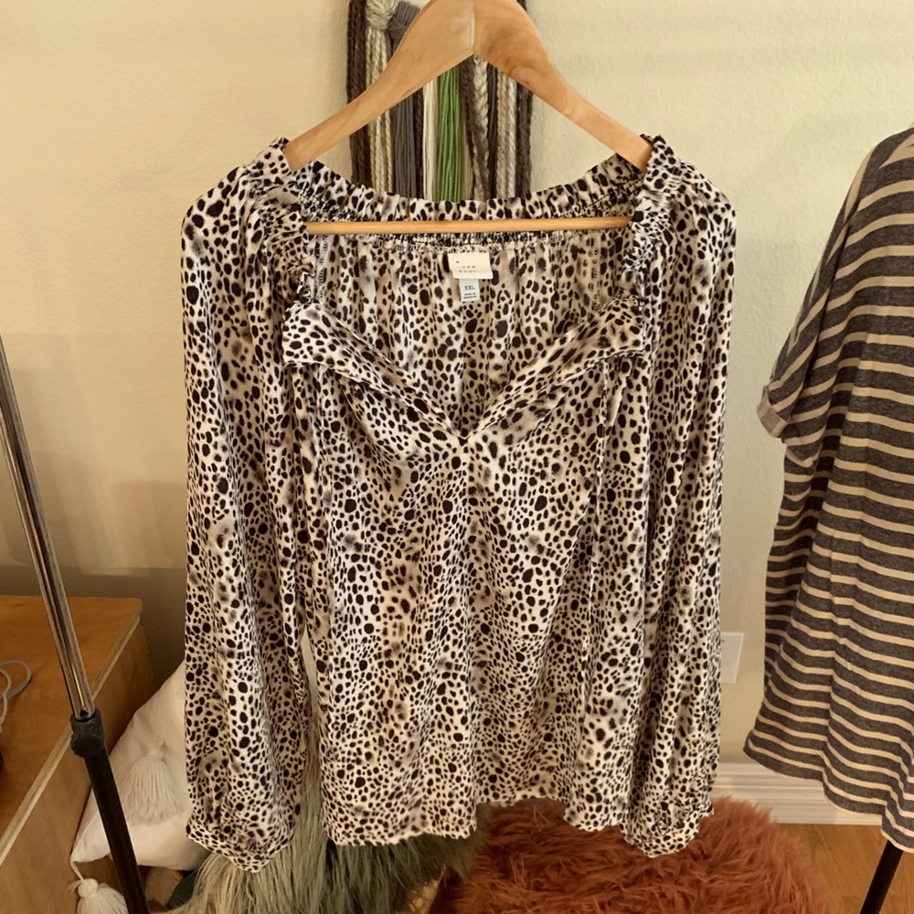 Long sleeve cheetah top